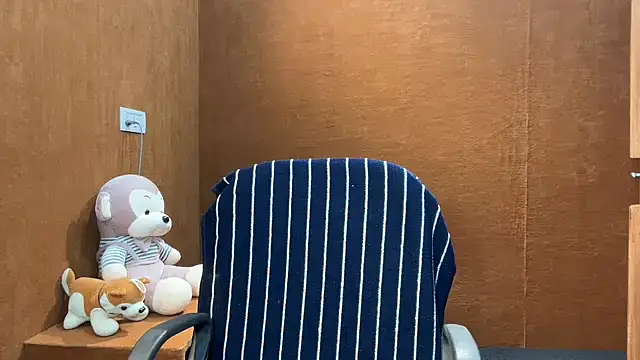 Snapshot of riya_stream chatting on October 13, 2025, 3:30 am riya stream online show from October 13, 2025, 3:30 am