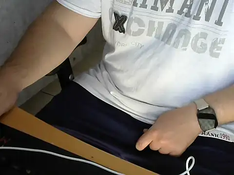 charly2994 online show from March 25, 2026, 3:22 pm