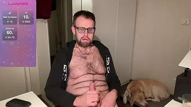 Snapshot of FABIOGLASSES chatting on February 23, 2025, 11:47 pm FABIOGLASSES online show from February 23, 2025, 11:47 pm