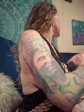 Snapshot of bigboobfun1 chatting on September 24, 2025, 12:07 am bigboobfun1 online show from September 24, 2025, 12:07 am