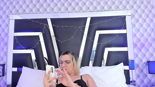 katya kozlov online show from March 16, 2025, 6:09 am