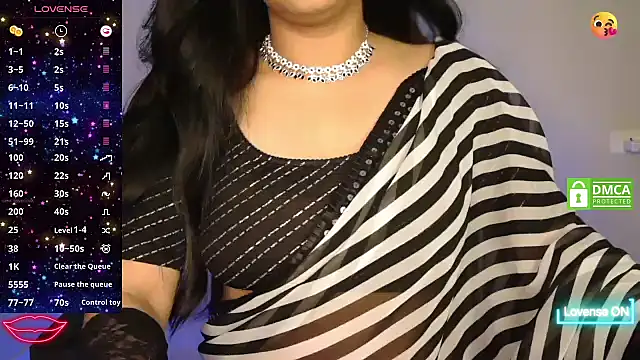 Goddes Queen online show from November 21, 2025, 3:00 pm