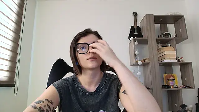 Snapshot of Arya_starrk chatting on February 10, 2026, 2:27 pm Arya starrk online show from February 10, 2026, 2:27 pm