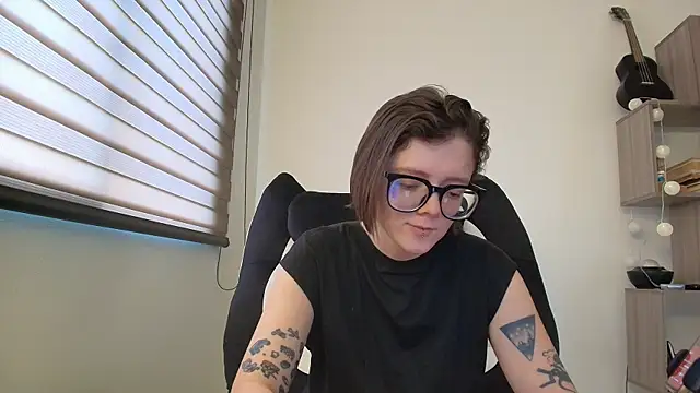 Snapshot of Arya_starrk chatting on January 6, 2026, 1:26 pm Arya starrk online show from January 6, 2026, 1:26 pm