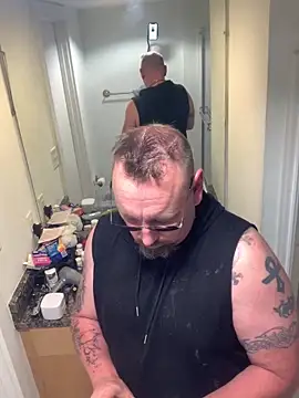 Littledick007007 online show from May 22, 2026, 12:14 pm