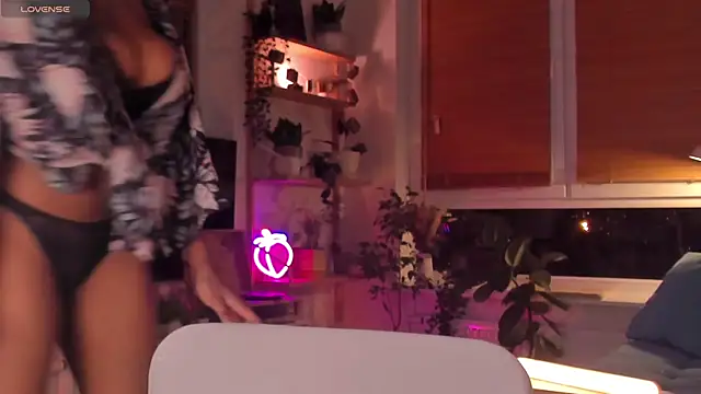 Snapshot of Ana_Peachy_ chatting on December 14, 2024, 3:25 pm Ana Peachy online show from December 14, 2024, 3:25 pm