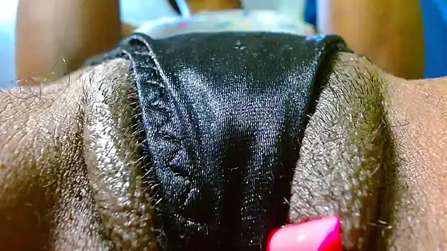 bethanywilson 23 online show from March 9, 2026, 4:43 pm