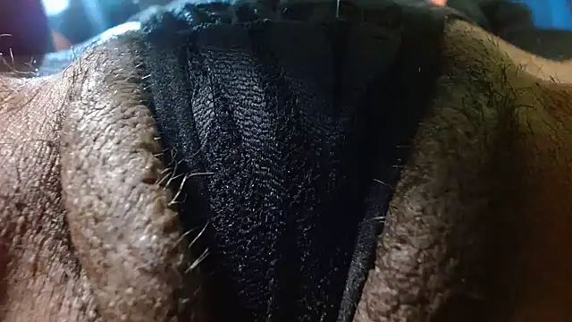 Snapshot of bethanywilson_23 chatting on October 28, 2025, 12:48 pm bethanywilson 23 online show from October 28, 2025, 12:48 pm