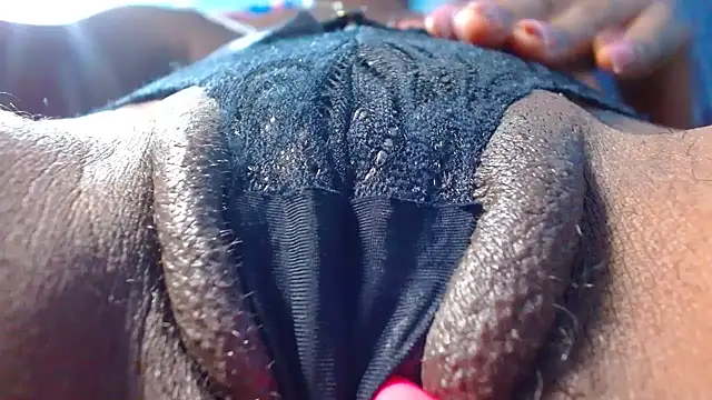 bethanywilson 23 online show from April 11, 2026, 4:21 pm