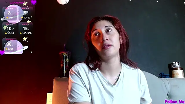 Snapshot of Red-moon1 chatting on February 28, 2026, 4:34 am Red-moon1 online show from February 28, 2026, 4:34 am