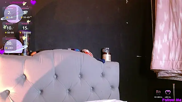 Snapshot of Red-moon1 chatting on February 12, 2026, 5:07 am Red-moon1 online show from February 12, 2026, 5:07 am