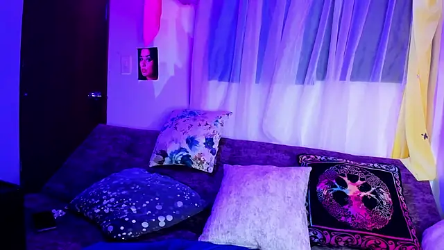 sophiaamethystt online show from June 24, 2026, 11:24 pm