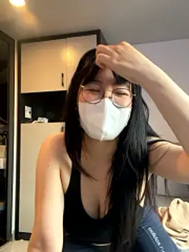 Snapshot of Onee-Chew chatting on January 13, 2026, 6:39 am Onee-Chew online show from January 13, 2026, 6:39 am