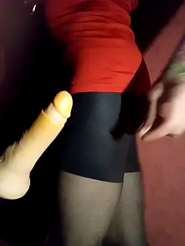 Eln1no69 online show from November 17, 2025, 11:09 pm