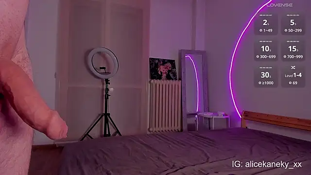 Snapshot of alicekaneky chatting on January 9, 2026, 9:55 pm alicekaneky online show from January 9, 2026, 9:55 pm