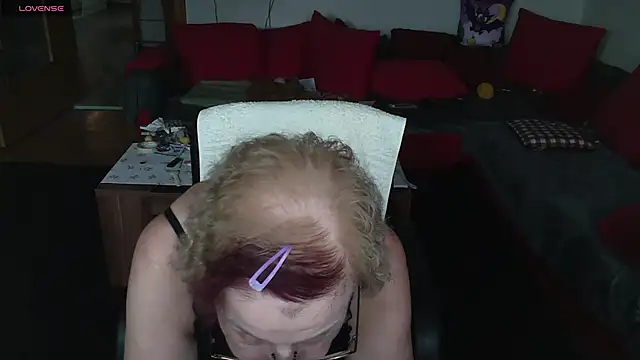 Snapshot of HeisseomaOriginal chatting on November 9, 2025, 8:18 am HeisseomaOriginal online show from November 9, 2025, 8:18 am