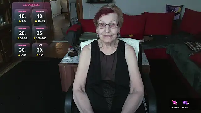 HeisseomaOriginal online show from February 18, 2026, 8:22 am