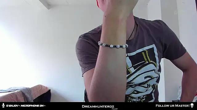 Snapshot of Headhunterdz chatting on January 11, 2026, 8:38 pm Headhunterdz online show from January 11, 2026, 8:38 pm