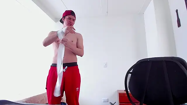 Headhunterdz online show from April 17, 2026, 8:00 pm