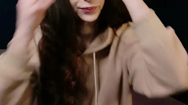 Mila Anders online show from February 4, 2026, 5:57 am