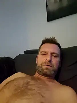 Snapshot of Mjn34 chatting on October 14, 2025, 6:03 am Mjn34 online show from October 14, 2025, 6:03 am