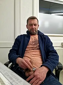 Snapshot of Mjn34 chatting on February 26, 2025, 6:40 am Mjn34 online show from February 26, 2025, 6:40 am