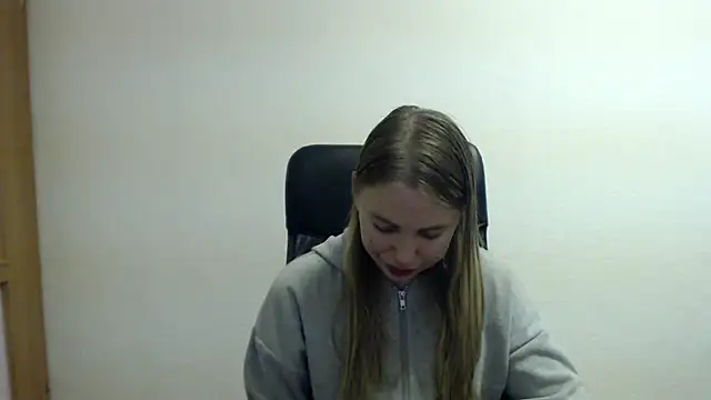 klerkarina online show from October 18, 2025, 6:15 am