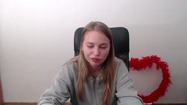 klerkarina online show from October 21, 2025, 7:30 am