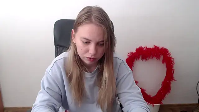 klerkarina online show from October 19, 2025, 4:48 am