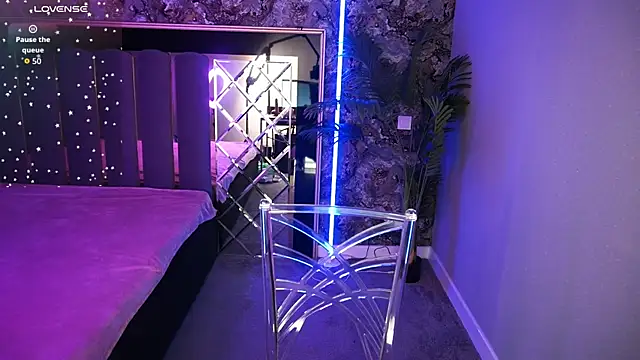 Sweety one  online show from November 5, 2025, 1:47 pm