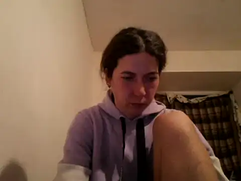 Snapshot of Tamilashaa chatting on February 9, 2026, 4:27 pm Tamilashaa online show from February 9, 2026, 4:27 pm