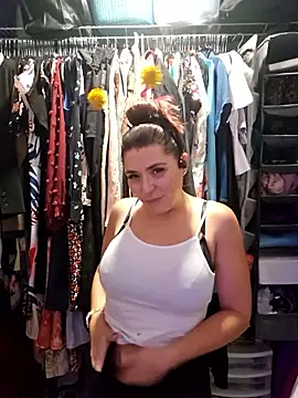 Snapshot of Ellie-L-Elizabeth chatting on October 30, 2025, 4:04 pm Ellie-L-Elizabeth online show from October 30, 2025, 4:04 pm