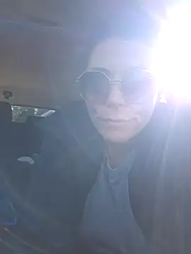 Snapshot of Ellie-L-Elizabeth chatting on November 6, 2025, 4:11 pm Ellie-L-Elizabeth online show from November 6, 2025, 4:11 pm