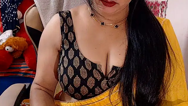 Snapshot of Naughty_Kashish chatting on July 9, 2026, 6:14 am Naughty Kashish online show from July 9, 2026, 6:14 am