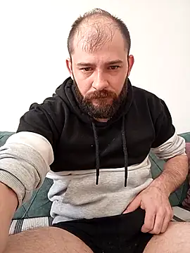 Snapshot of NiiiRvaNaa chatting on November 15, 2025, 6:50 am NiiiRvaNaa online show from November 15, 2025, 6:50 am