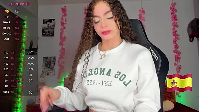 Snapshot of gabrielatafur_ chatting on November 5, 2025, 5:32 am gabrielatafur online show from November 5, 2025, 5:32 am