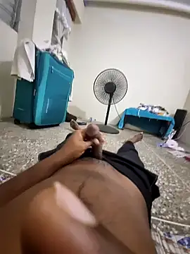 Snapshot of Raj7inchtamilan chatting on January 7, 2025, 8:42 pm Raj7inchtamilan online show from January 7, 2025, 8:42 pm