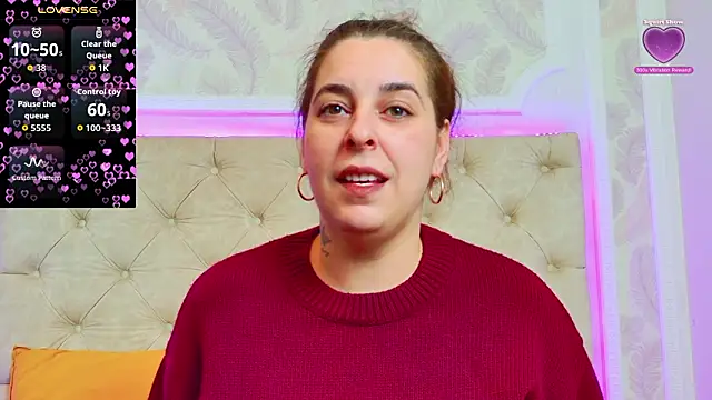 KarinaNoir online show from February 13, 2026, 4:56 am