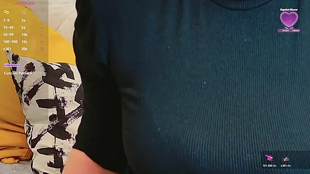 KarinaNoir online show from March 4, 2026, 4:42 am