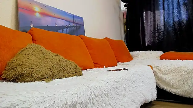 Snapshot of MichaelWills chatting on September 20, 2025, 7:24 am MichaelWills online show from September 20, 2025, 7:24 am