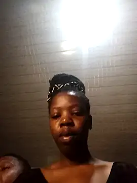 Snapshot of SheisBlacq chatting on September 26, 2025, 10:49 pm SheisBlacq online show from September 26, 2025, 10:49 pm