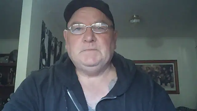 HOTANAL online show from November 18, 2025, 10:02 pm