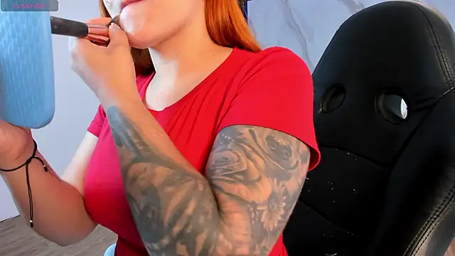 Snapshot of kimbrownn chatting on November 19, 2025, 12:38 pm kimbrownn online show from November 19, 2025, 12:38 pm