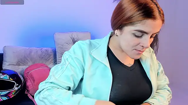 Snapshot of kimbrownn chatting on November 28, 2025, 11:27 pm kimbrownn online show from November 28, 2025, 11:27 pm