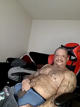 Snapshot of yellowwetfox chatting on February 17, 2026, 2:36 pm yellowwetfox online show from February 17, 2026, 2:36 pm