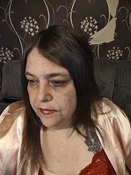 Snapshot of HouseWifeWhore_Milf chatting on May 27, 2026, 11:12 pm HouseWifeWhore Milf online show from May 27, 2026, 11:12 pm