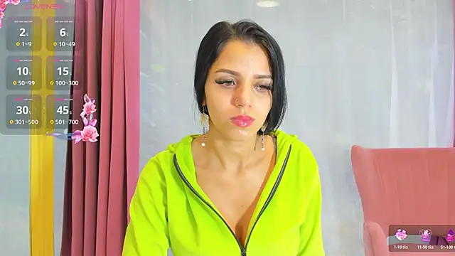 Snapshot of Sarabecker chatting on October 27, 2025, 8:59 am Sarabecker online show from October 27, 2025, 8:59 am