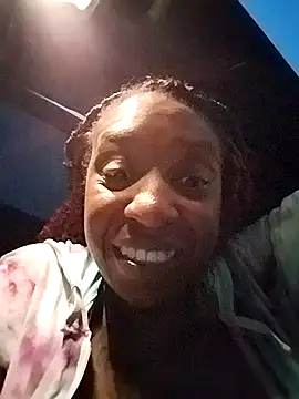 Snapshot of markquanna chatting on October 1, 2025, 2:17 am markquanna online show from October 1, 2025, 2:17 am