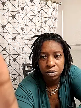 Snapshot of markquanna chatting on December 16, 2025, 7:23 am markquanna online show from December 16, 2025, 7:23 am