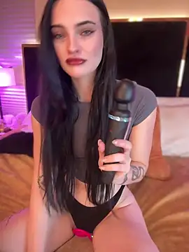 Snapshot of KarissaChantelle chatting on February 20, 2026, 3:25 pm KarissaChantelle online show from February 20, 2026, 3:25 pm